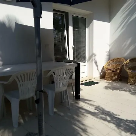 Villa Flora Grado Exterior photo